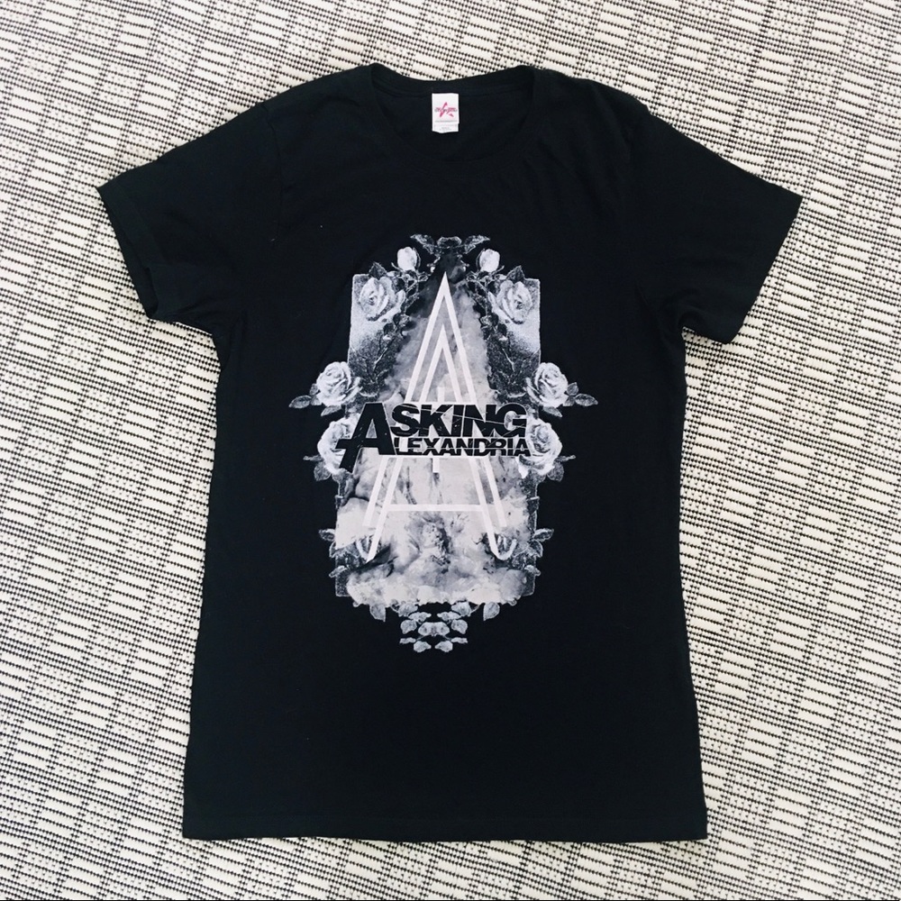 Asking Alexandria T-shirt Women’s XL